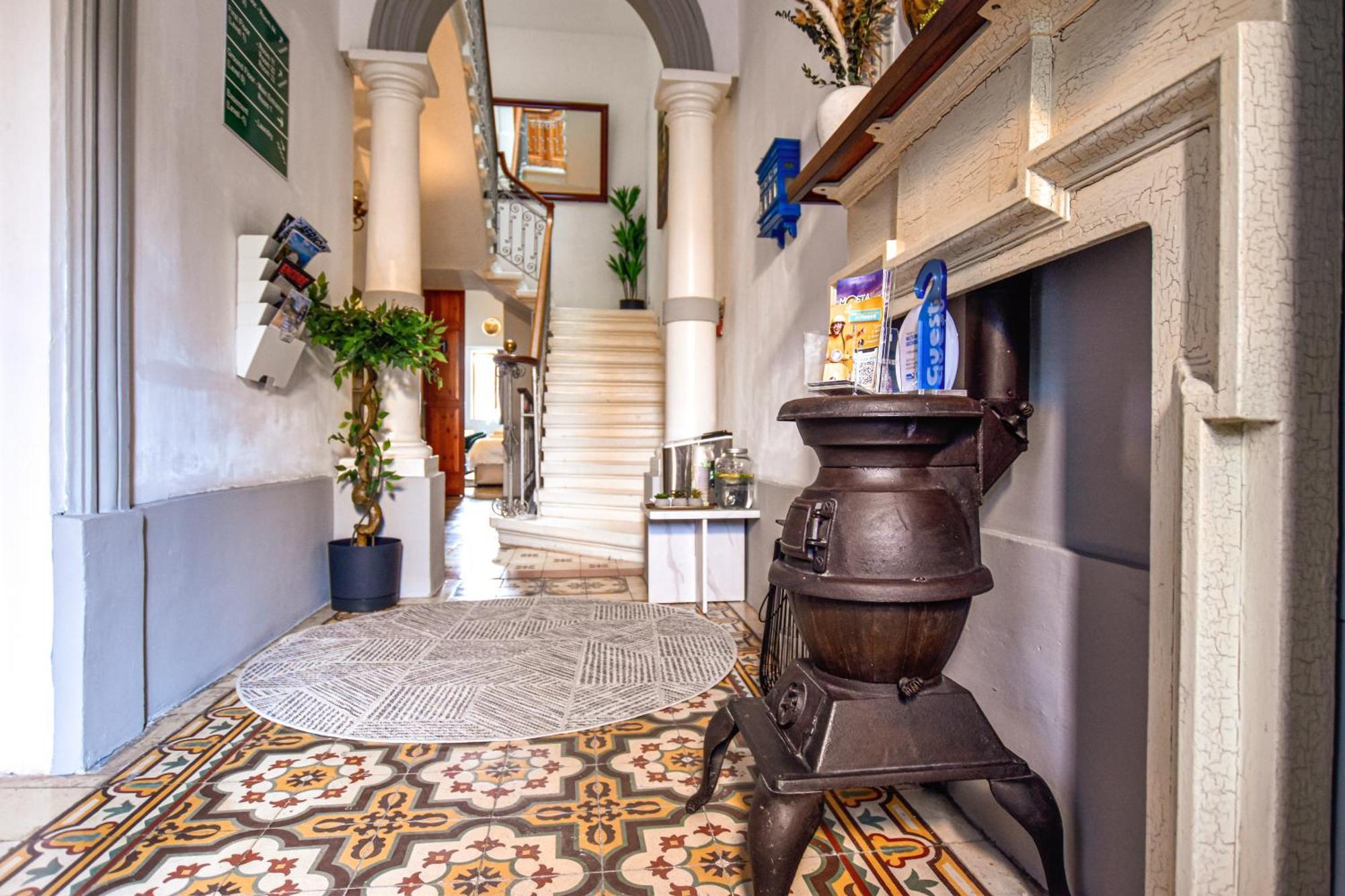Maleth Inn Rabat Exterior photo